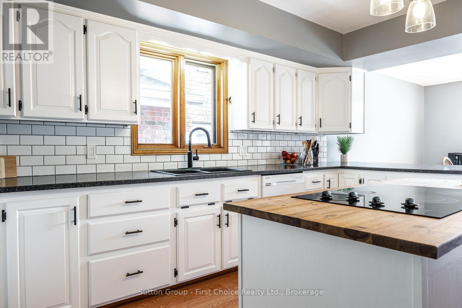 23 Sprung Court, Stratford, Ontario  N4Z 1G7 - Photo 8 - X13699086