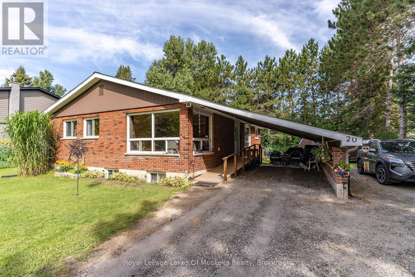 20 SANDER DRIVE, bracebridge (macaulay), Ontario