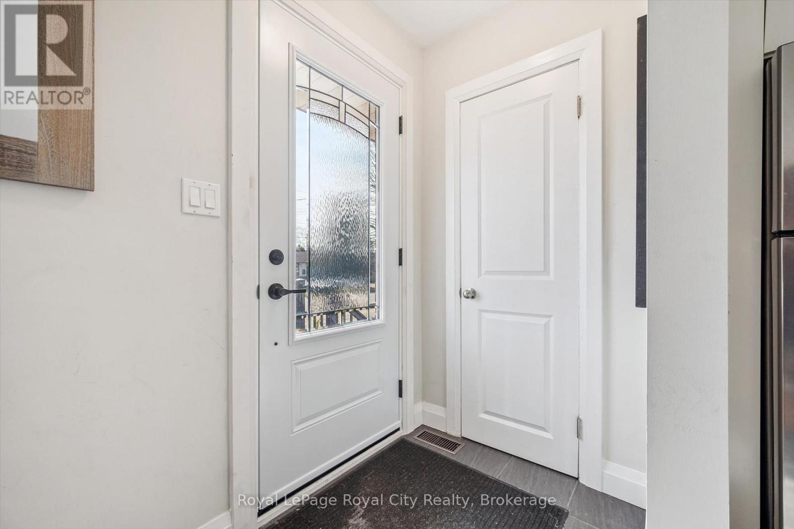 103 William Street, Guelph, Ontario  N1E 5G2 - Photo 3 - X13699140