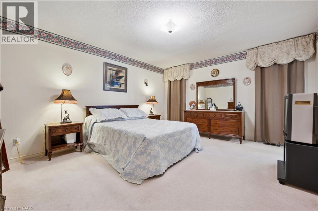 176 Sandford Fleming Drive, Waterloo, Ontario  N2T 1G2 - Photo 17 - 40842430
