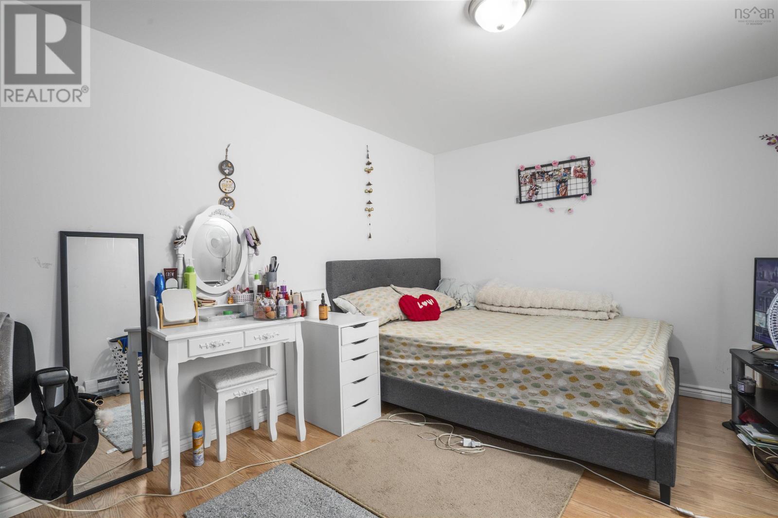 picture 23