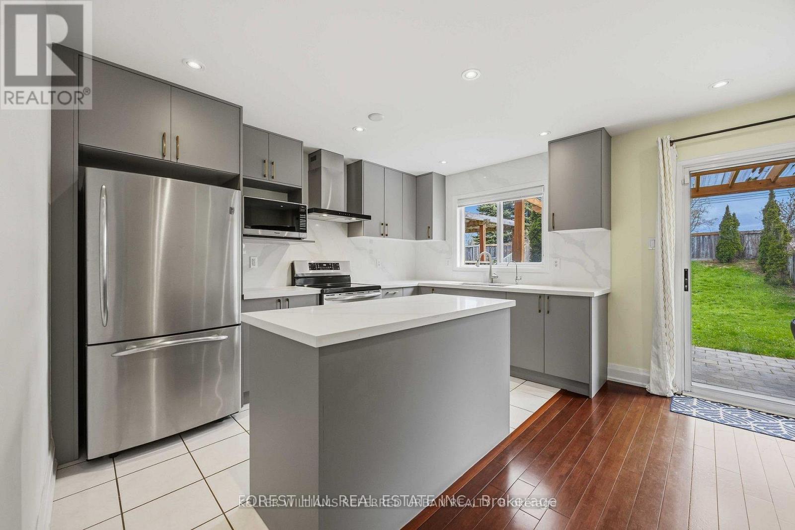 110 Foxfield Crescent, Vaughan, Ontario  L4K 5E9 - Photo 14 - N13622530