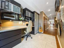 453 Brant Street, Burlington, Ontario  L7R 2G3 - Photo 15 - W13699094