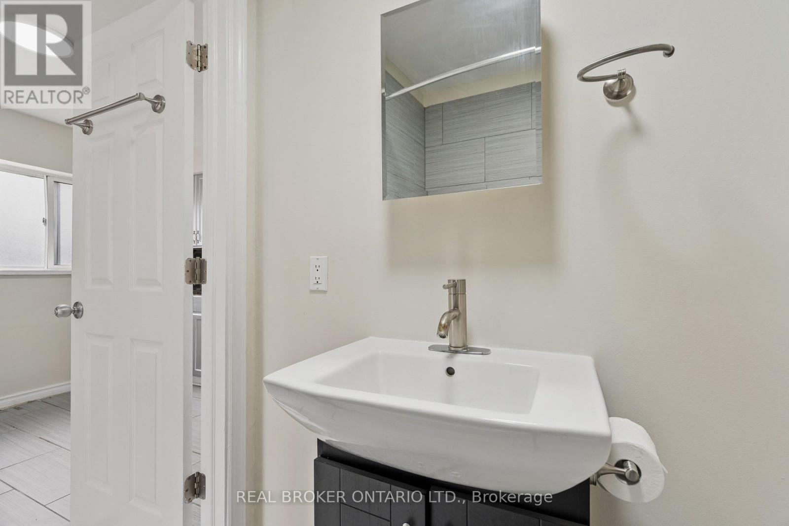 #1b - 1 Elgin Street N, Halton Hills, Ontario  L7J 2B2 - Photo 8 - W13699186
