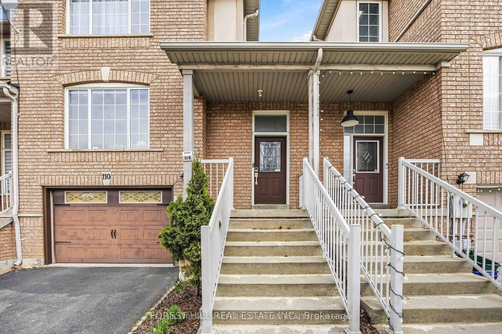110 Foxfield Crescent, Vaughan, Ontario  L4K 5E9 - Photo 3 - N13622530