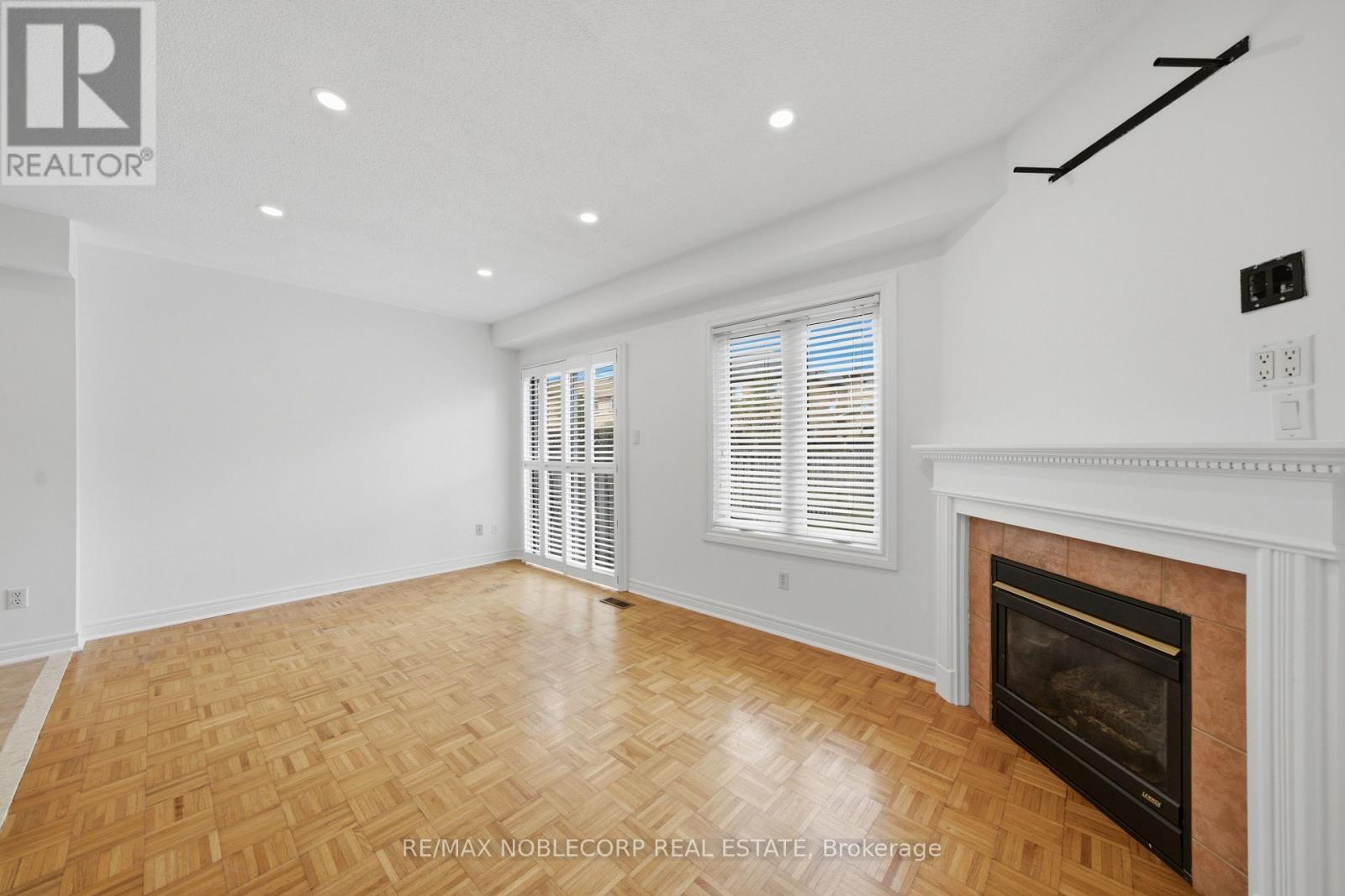 22 Carriage House Road, Caledon, Ontario  L7E 2H6 - Photo 21 - W13692702