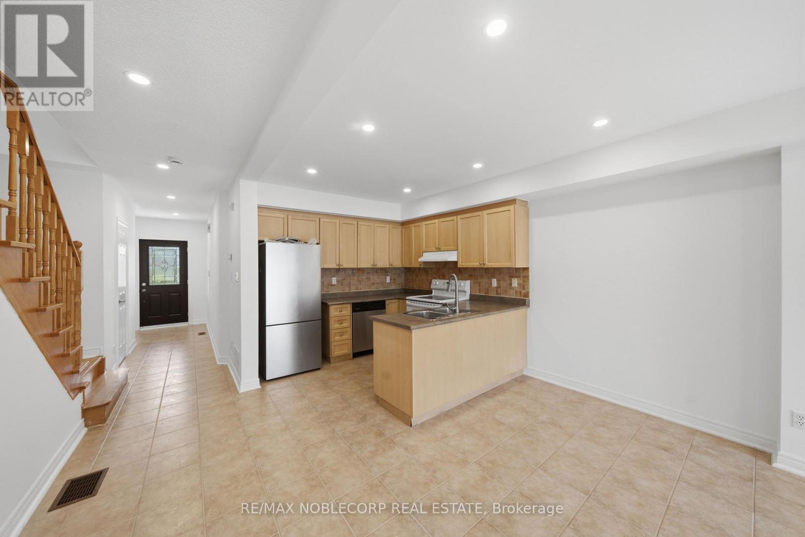 22 Carriage House Road, Caledon, Ontario  L7E 2H6 - Photo 14 - W13692702