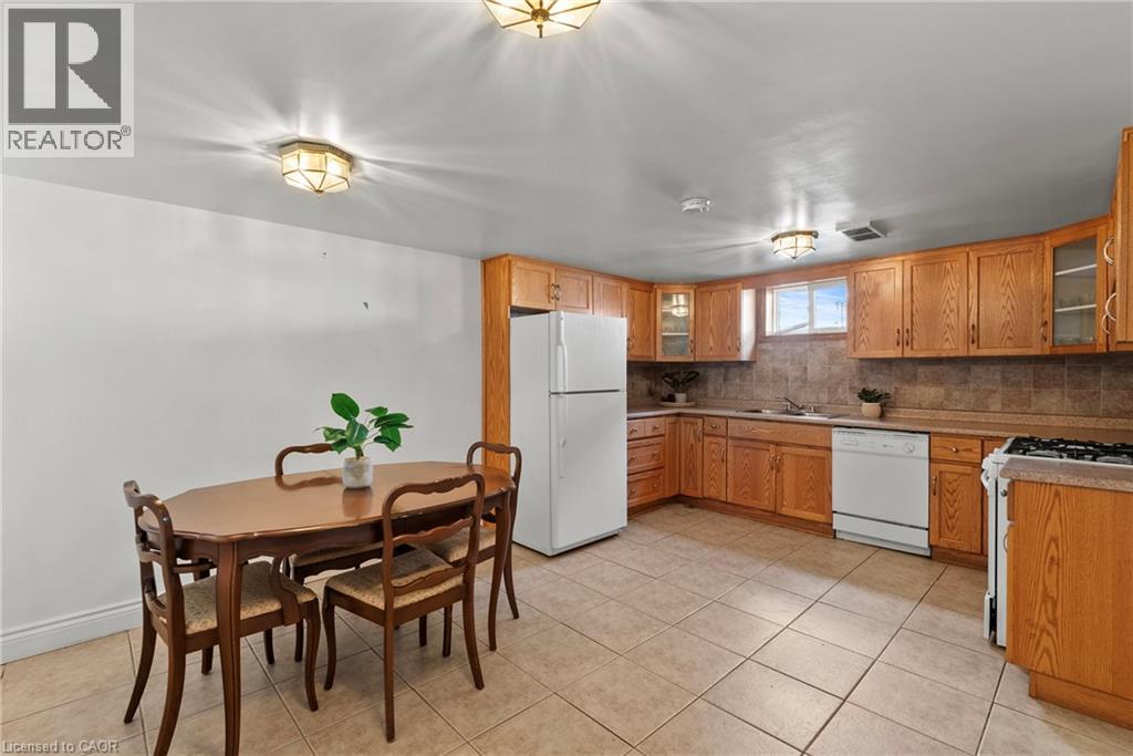 143 West 25th Street, Hamilton, Ontario  L9C 4X4 - Photo 17 - 40855172
