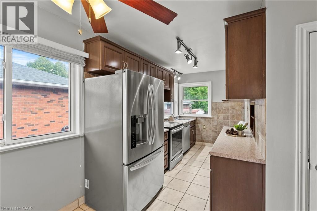 143 West 25th Street, Hamilton, Ontario  L9C 4X4 - Photo 9 - 40855172