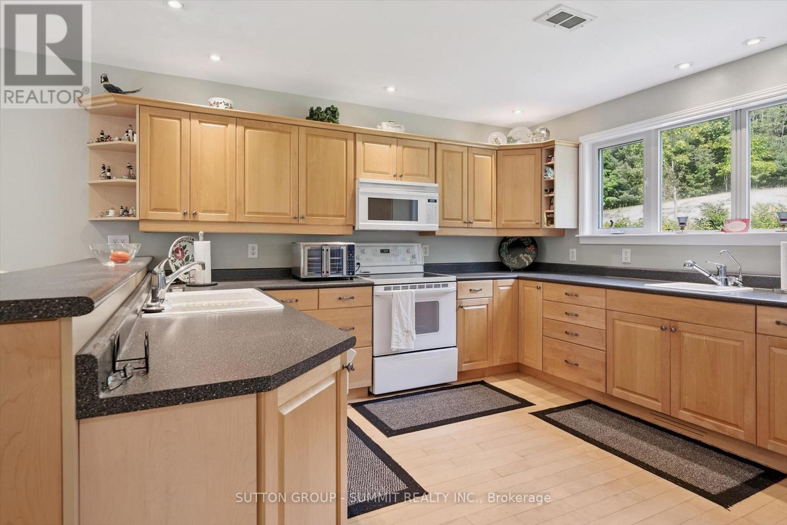 279 Seely's Road, Huntsville, Ontario  P1H 2J3 - Photo 11 - X13678732