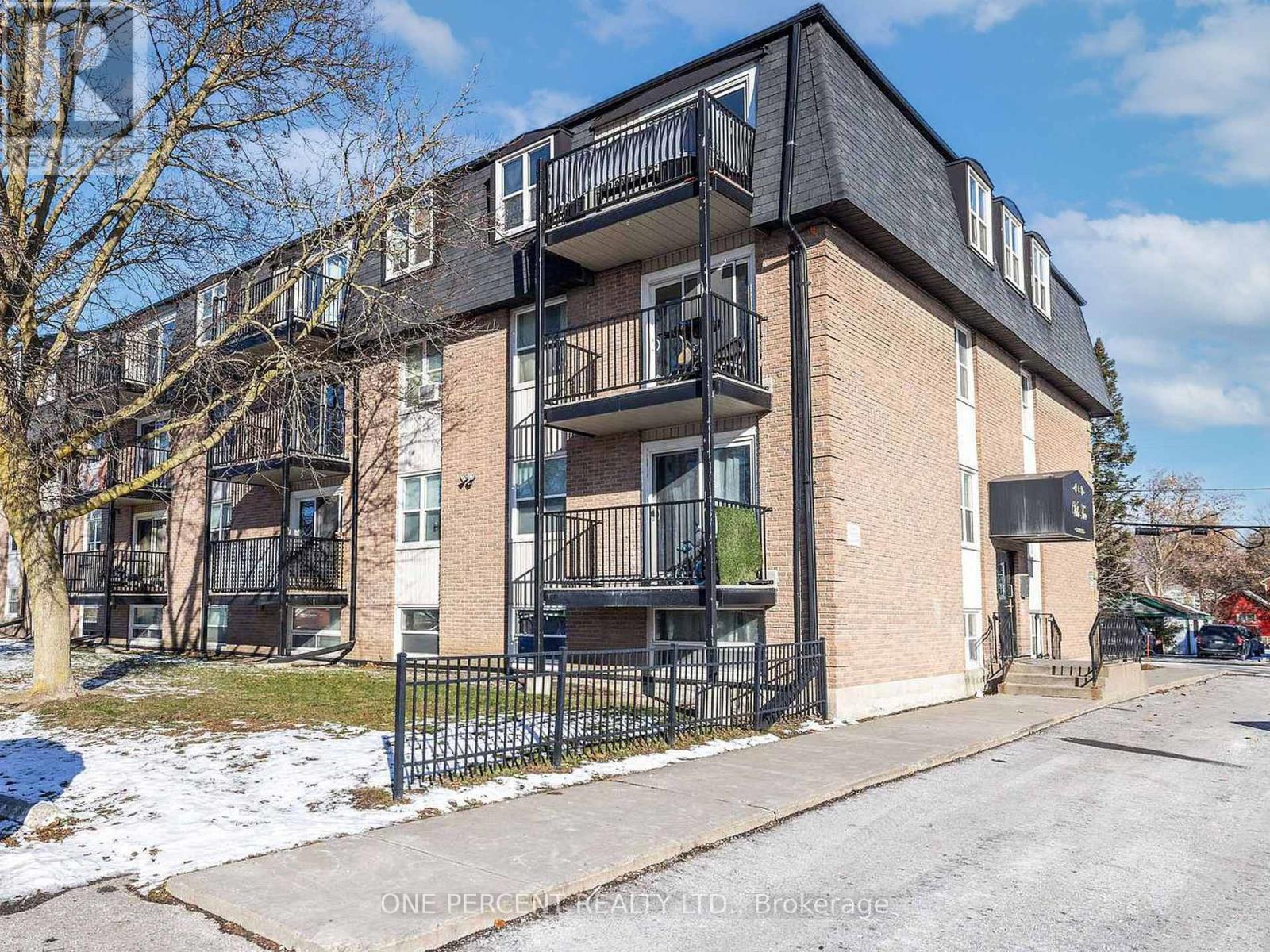 206 - 25 College Street E, Belleville, Ontario  K8P 3A3 - Photo 1 - X13699138