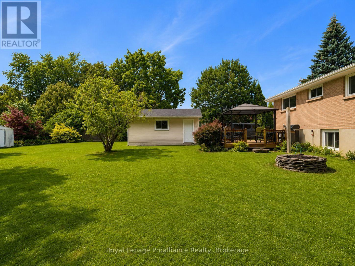 32 Glen Road, Belleville, Ontario  K8P 4G1 - Photo 25 - X13695056