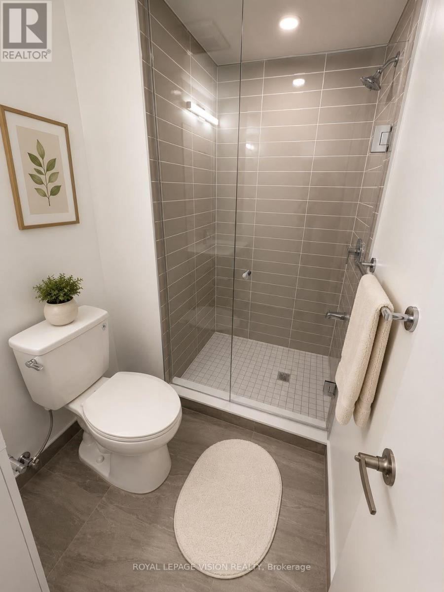 2014 - 4010 Eglinton Avenue W, Toronto, Ontario  M9A 0G5 - Photo 5 - W13698400
