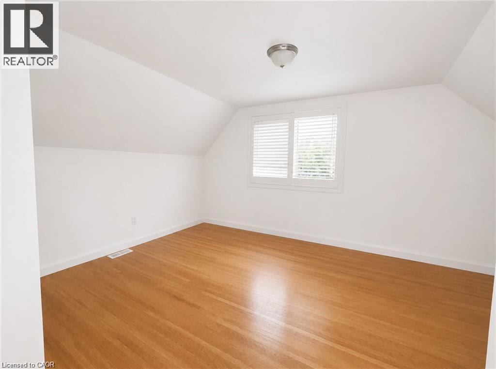 83 East 41st Street, Hamilton, Ontario  L8T 2Z5 - Photo 9 - 40857425