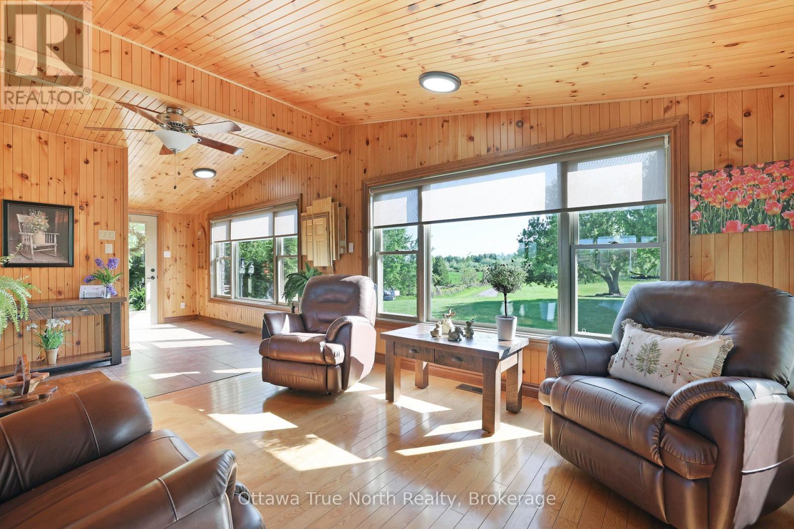 3376 Burnstown Road, Horton, Ontario  K7V 3Z9 - Photo 17 - X12938412
