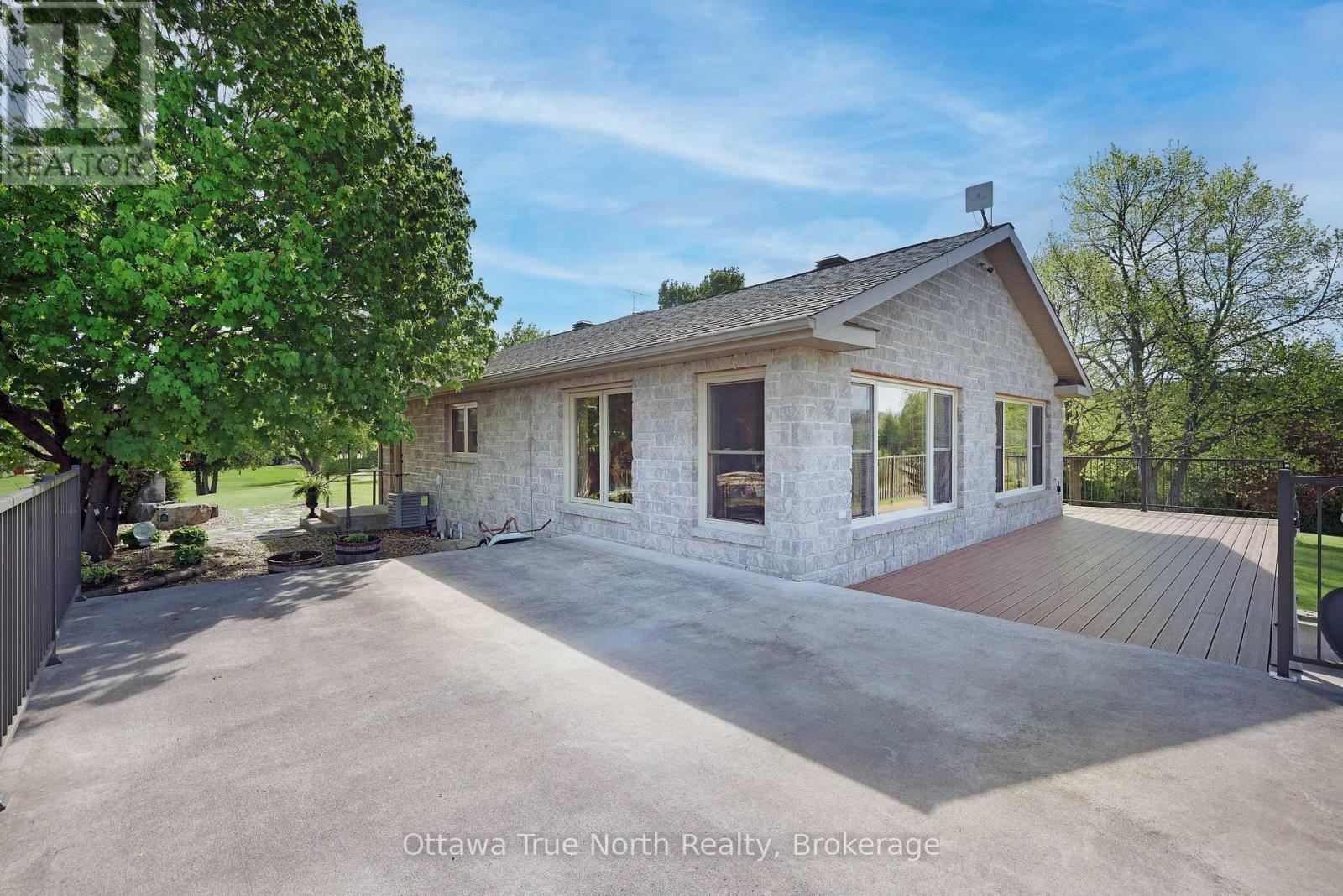 3376 Burnstown Road, Horton, Ontario  K7V 3Z9 - Photo 25 - X12938412