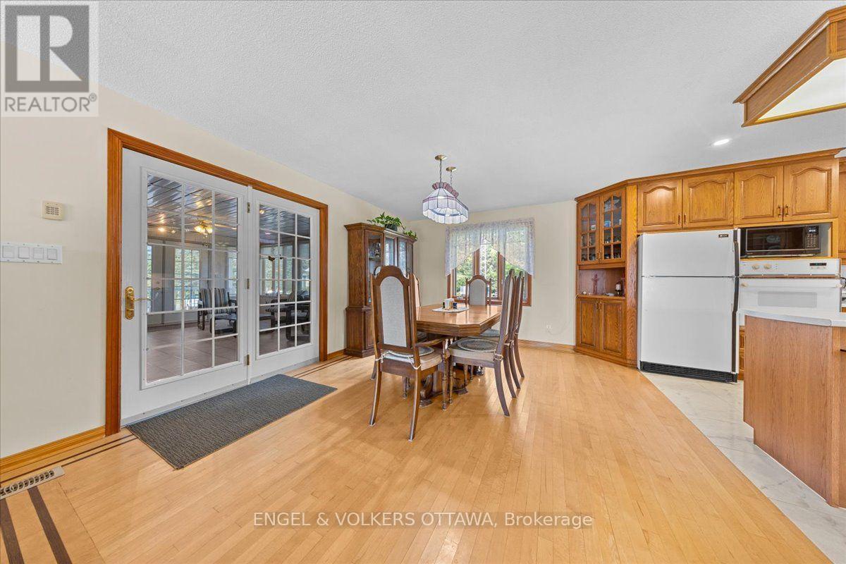 3805 Big Rideau Lake Road, Rideau Lakes, Ontario  K0G 1V0 - Photo 16 - X13597056