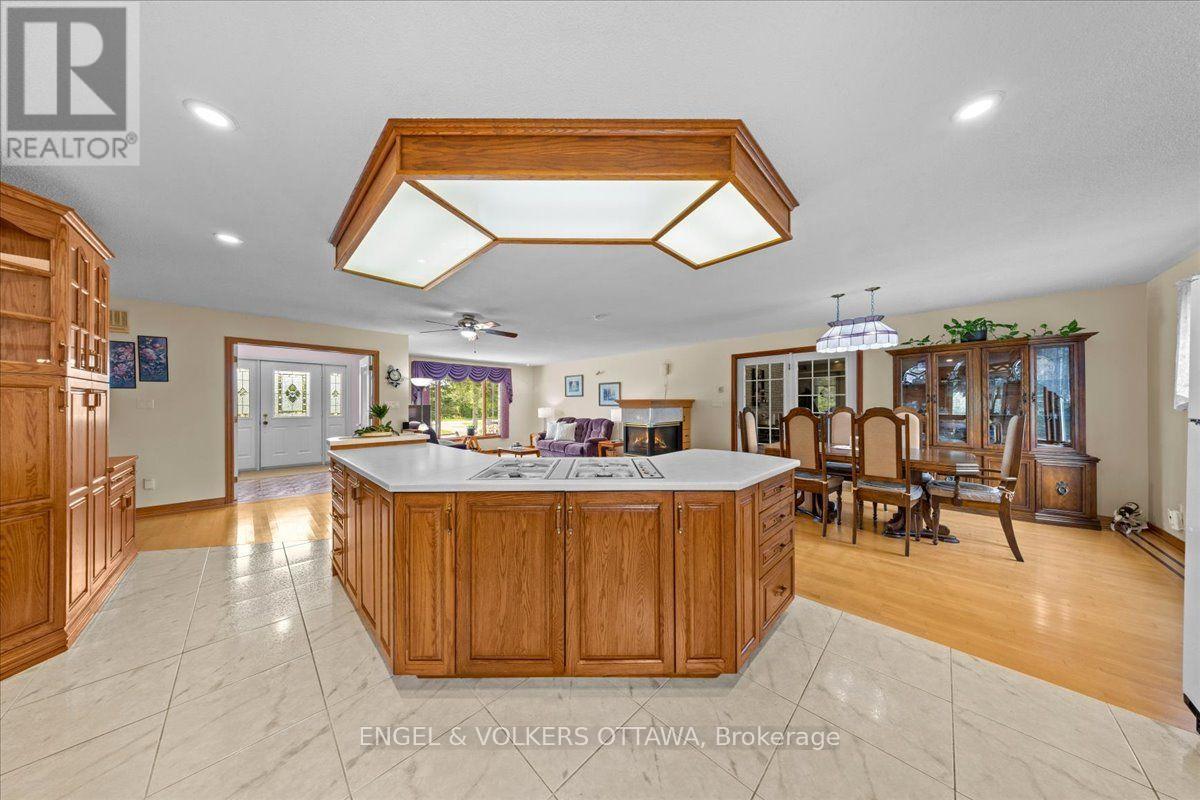 3805 Big Rideau Lake Road, Rideau Lakes, Ontario  K0G 1V0 - Photo 15 - X13597056