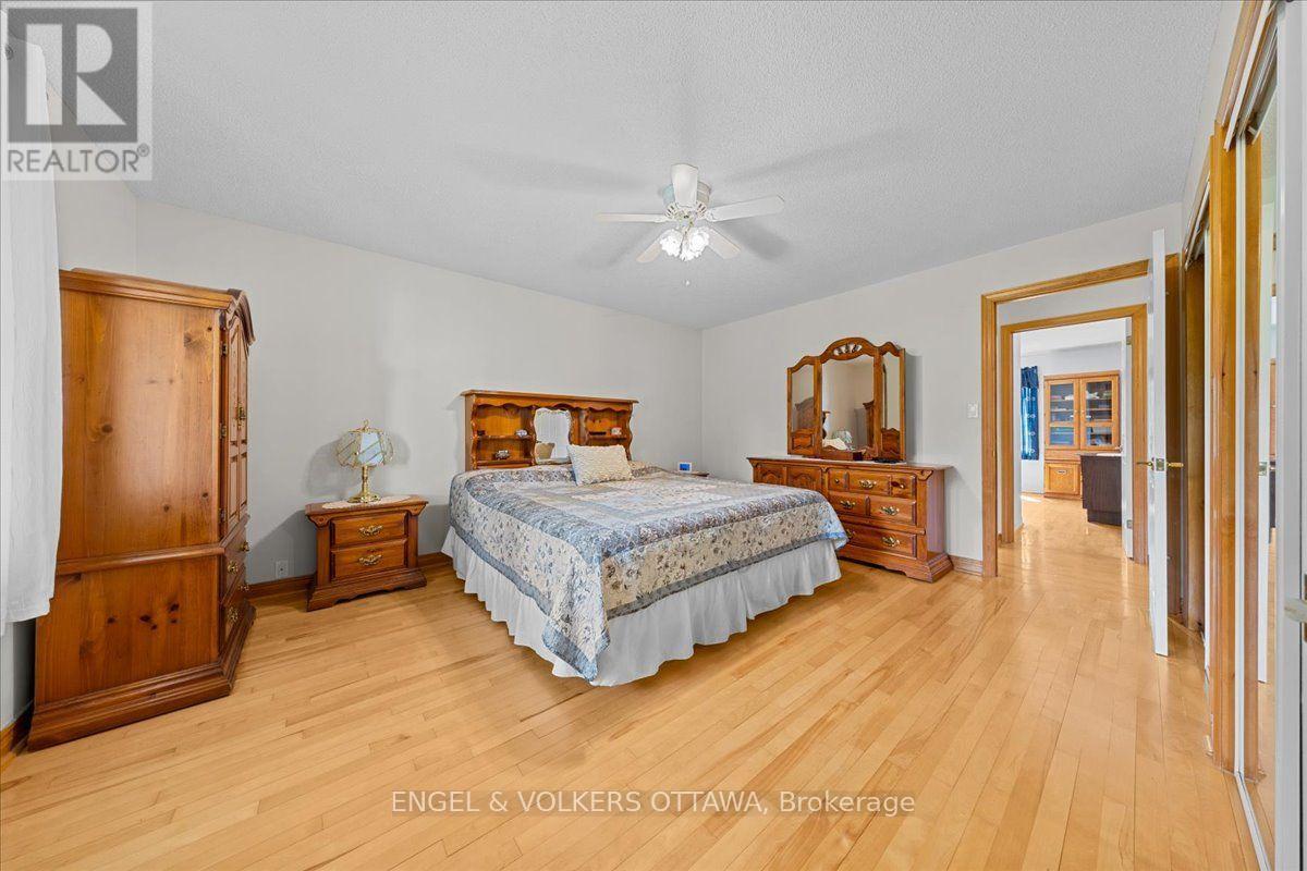 3805 Big Rideau Lake Road, Rideau Lakes, Ontario  K0G 1V0 - Photo 18 - X13597056