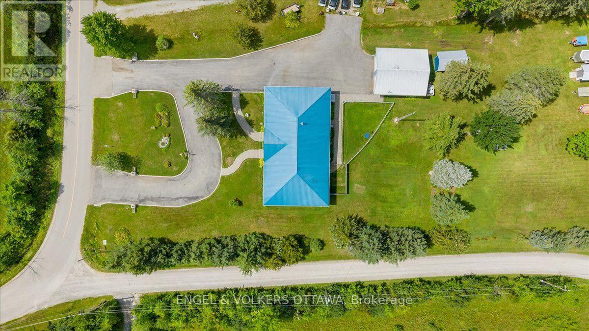 3805 Big Rideau Lake Road, Rideau Lakes, Ontario  K0G 1V0 - Photo 36 - X13597056