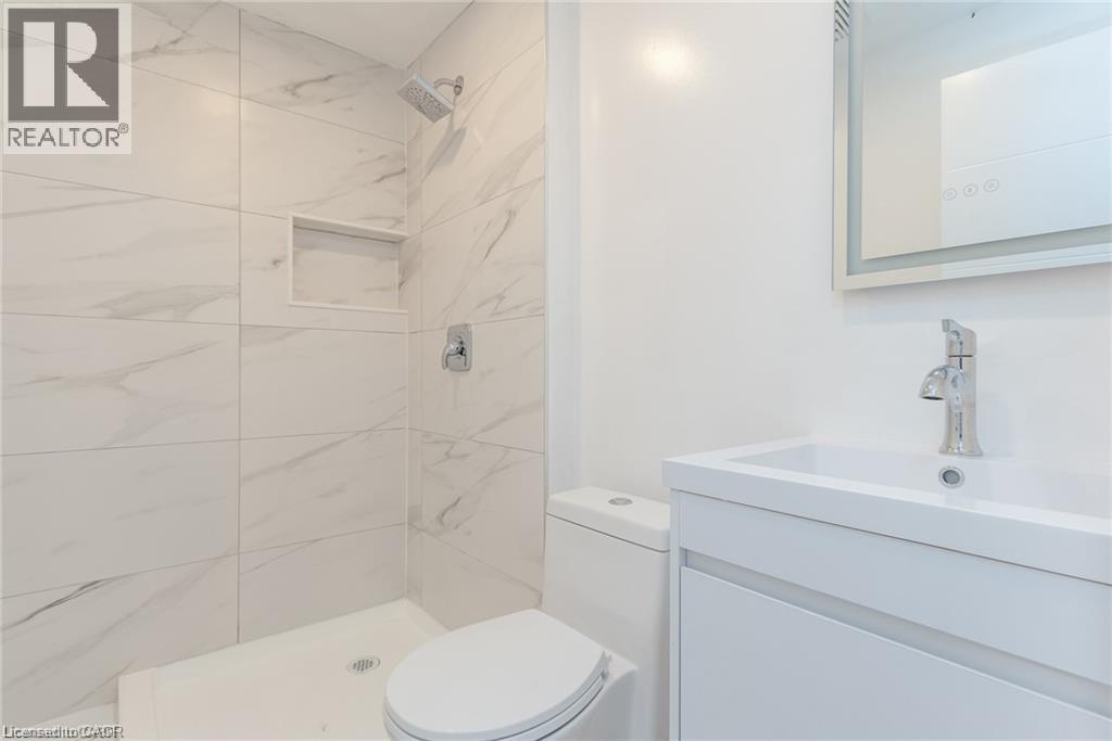 629 Settlersfield Court Unit# B, Waterloo, Ontario  N2T 2K6 - Photo 39 - 40857243