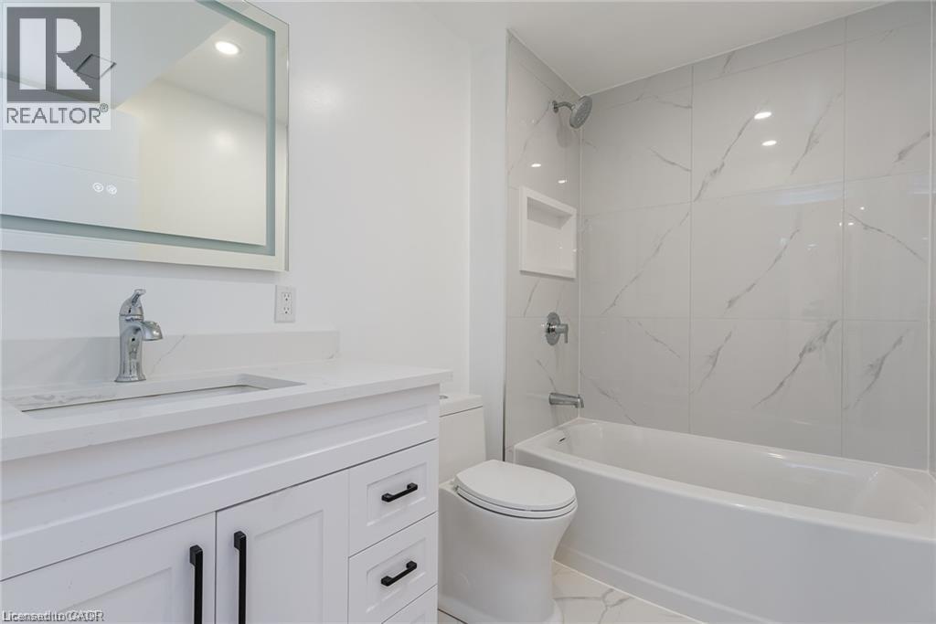 629 Settlersfield Court Unit# B, Waterloo, Ontario  N2T 2K6 - Photo 32 - 40857243
