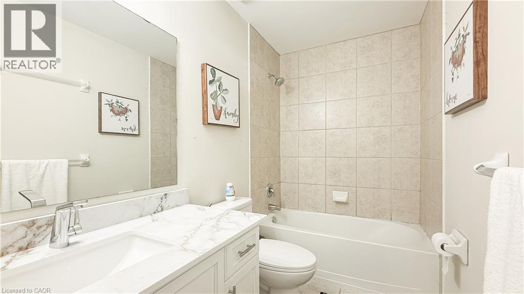 128 Palacebeach Trail, Stoney Creek, Ontario  L8E 0C3 - Photo 24 - 40857315
