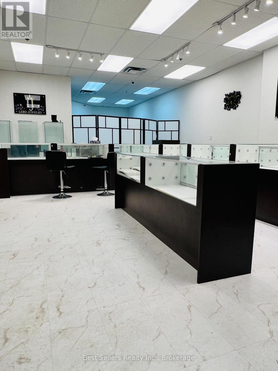 AM4 - 15 MARTIN STREET, Milton, Ontario