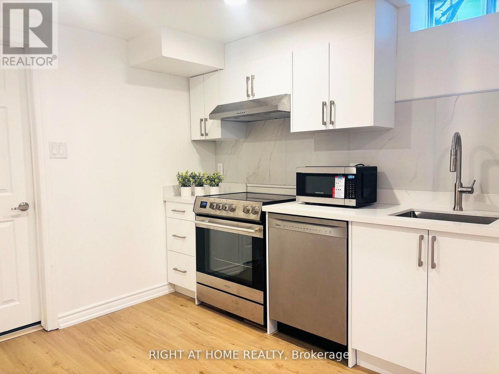 Basement - 1220 Grandview Drive, Oakville, Ontario  L6H 4Z1 - Photo 8 - W13645300