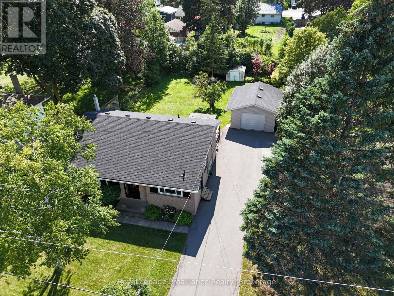 32 Glen Road, Belleville, Ontario  K8P 4G1 - Photo 32 - X13695056