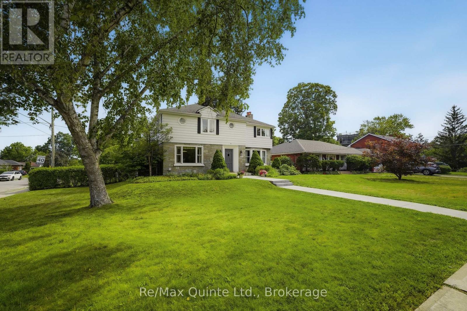 271 Bridge Street East, Belleville, Ontario  K8N 1P4 - Photo 3 - X13696168