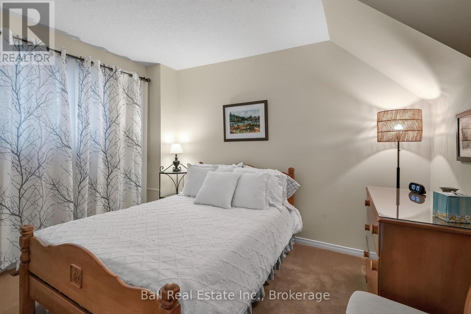 1517 Silver Spruce Drive, Pickering, Ontario  L1V 5G9 - Photo 23 - E13699238