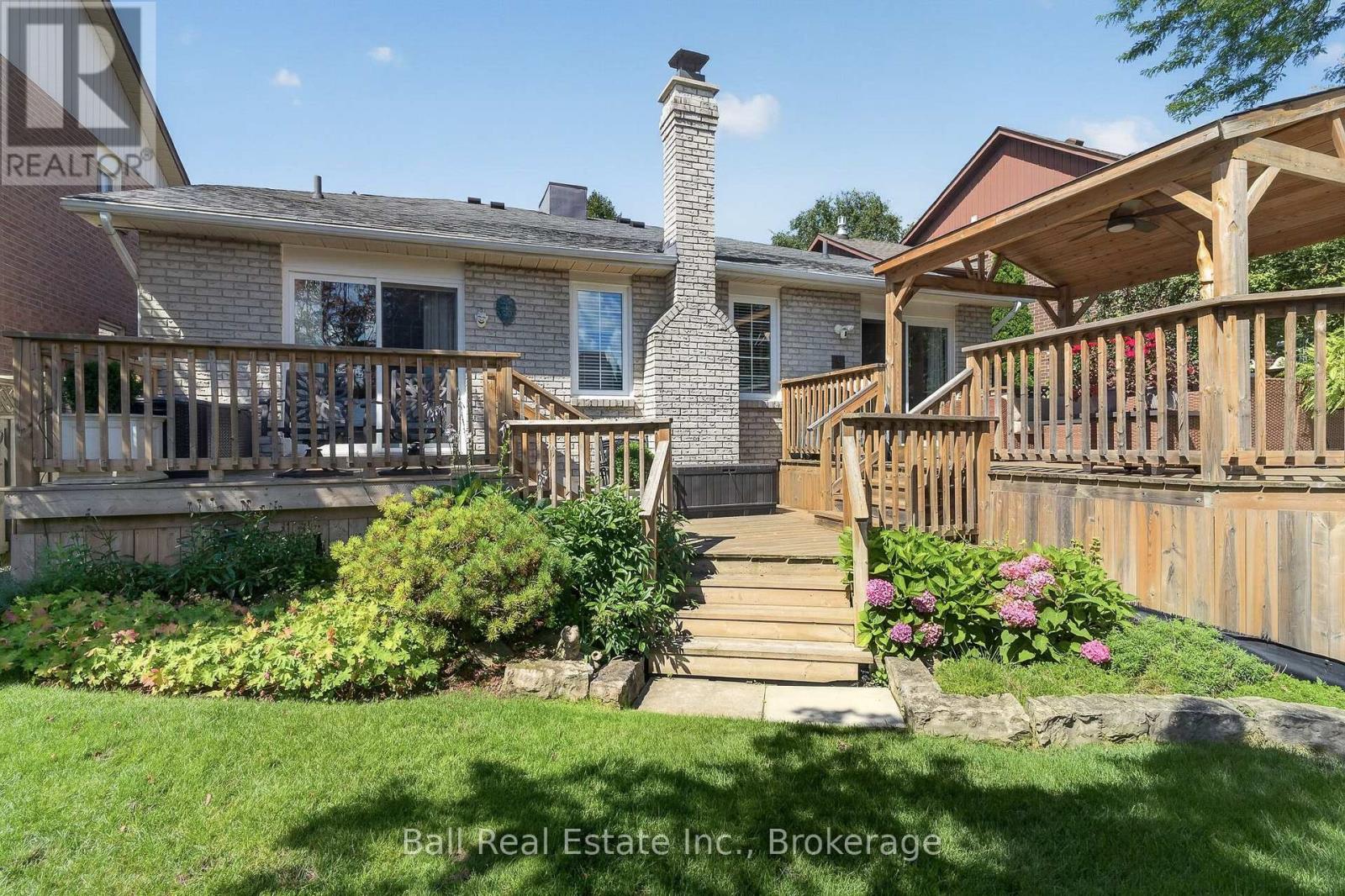 1517 Silver Spruce Drive, Pickering, Ontario  L1V 5G9 - Photo 38 - E13699238