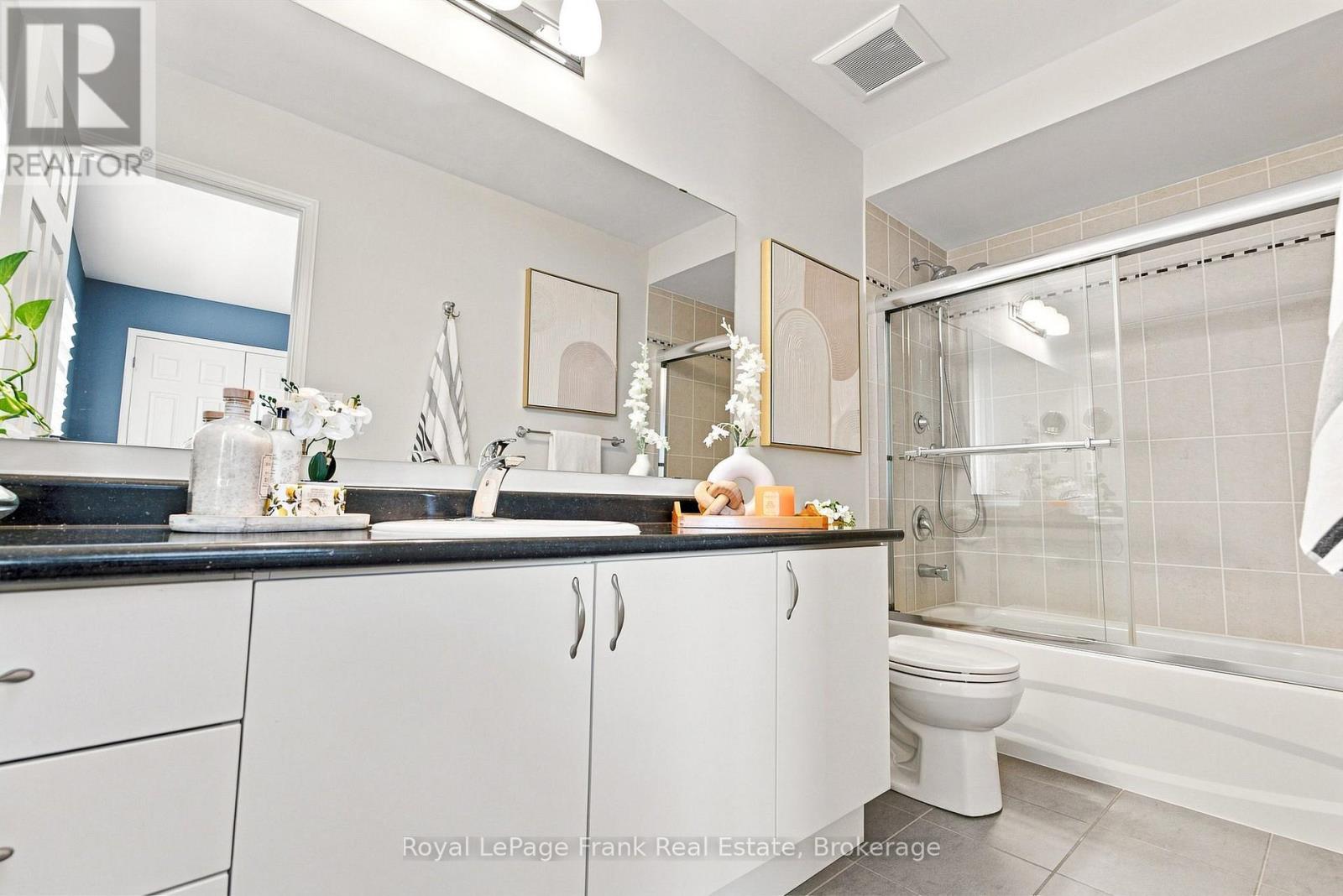 218 Arctic Actress Court, Oshawa, Ontario L1L 0H3 - Photo 31 - E13699346