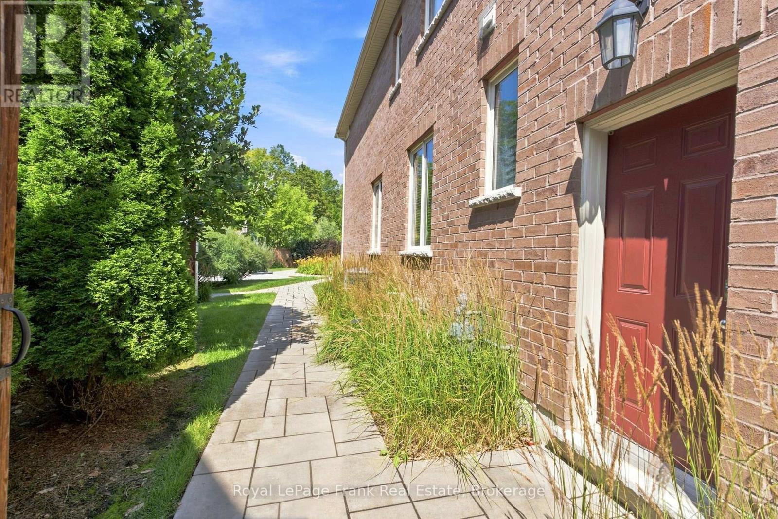 218 Arctic Actress Court, Oshawa, Ontario L1L 0H3 - Photo 38 - E13699346