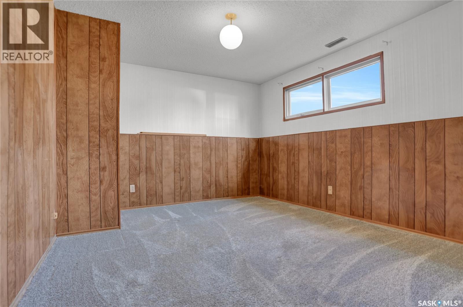 1507 Caribou Street W, Moose Jaw, Saskatchewan  S6H 7N5 - Photo 32 - SK046045