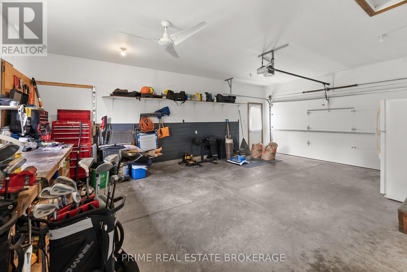 24 Queen Street W, Lambton Shores, Ontario  N0N 1J0 - Photo 37 - X13699350