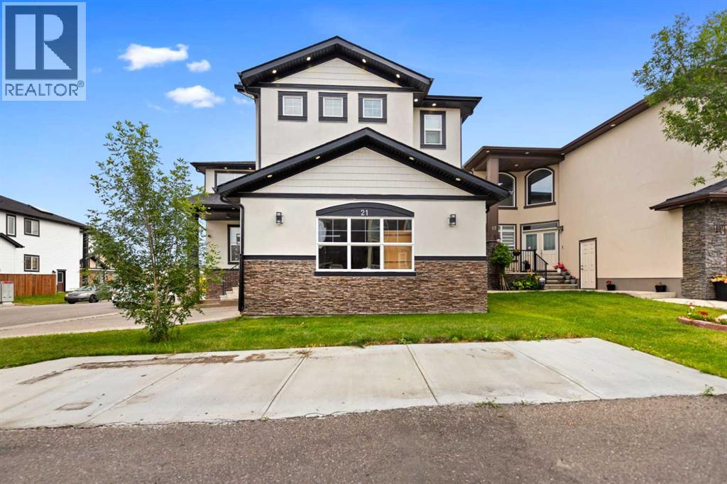 21 Saddlelake Lane NE, Calgary, Alberta  T3J 0N9 - Photo 3 - A2338579
