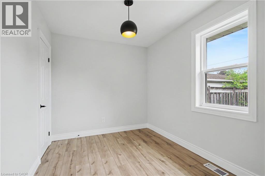 15 Greenwood Street, Hamilton, Ontario  L8T 3N2 - Photo 20 - 40854948