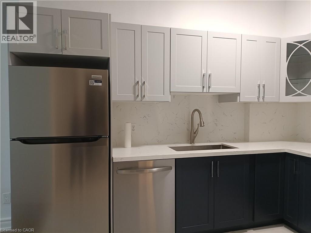 3055 Elmcreek Road Unit# 5, Mississauga, Ontario  L5B 4J9 - Photo 5 - 40856754