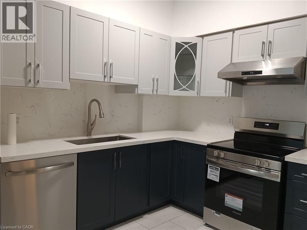 3055 Elmcreek Road Unit# 5, Mississauga, Ontario  L5B 4J9 - Photo 7 - 40856754