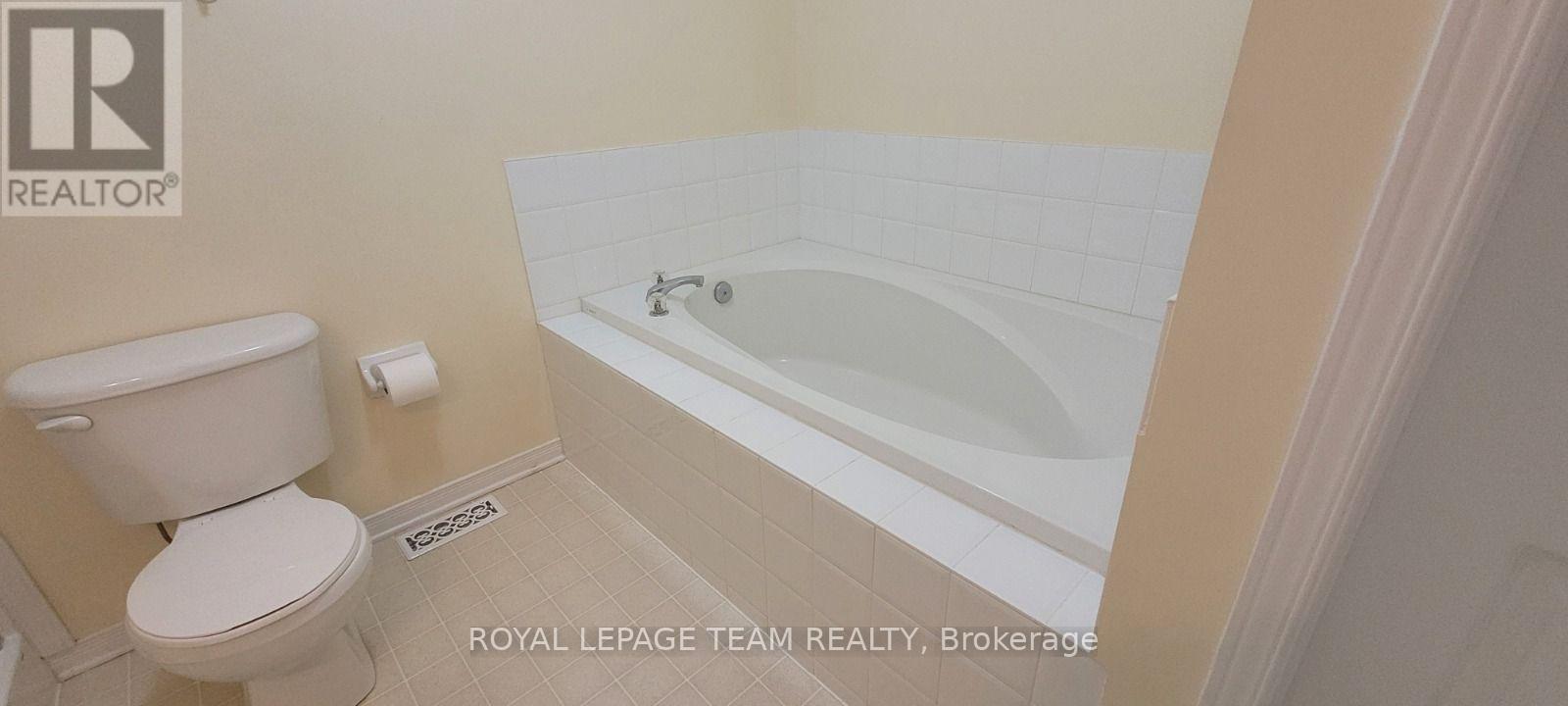 91 Scout Street, Ottawa, Ontario K2C 4C9 - Photo 5 - X13699066