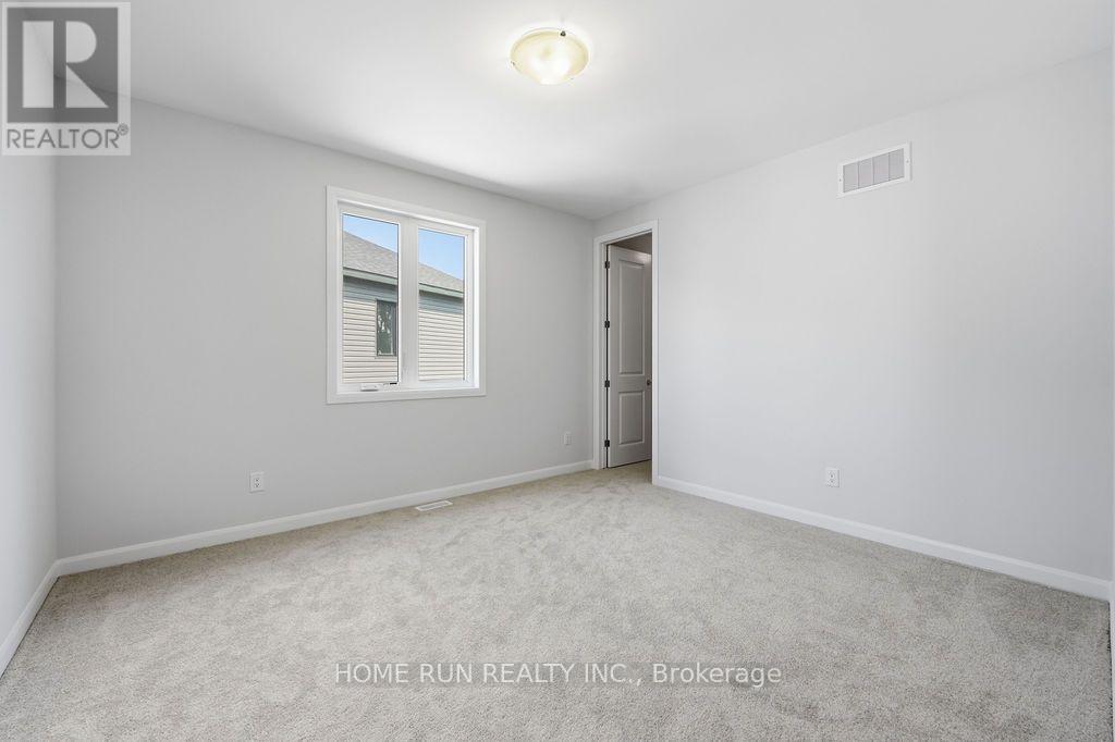 359 Vibert Douglas Drive, Ottawa, Ontario  K2W 0M4 - Photo 38 - X13699218