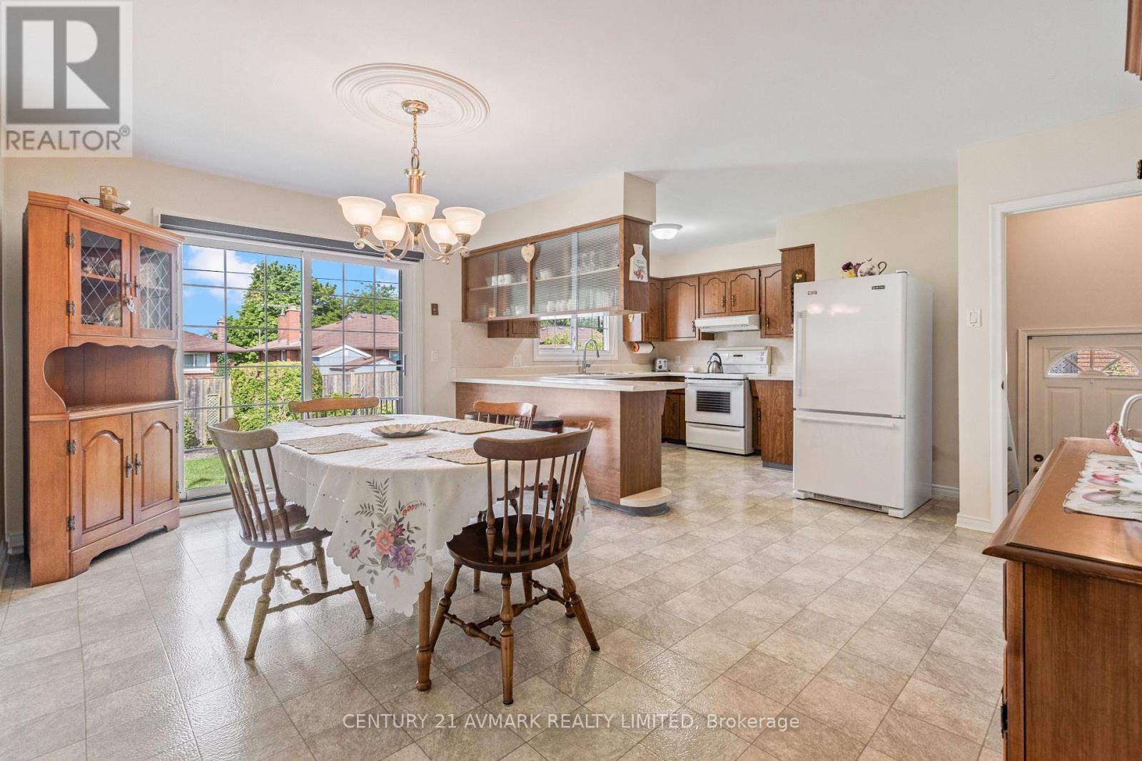 54 Classic Avenue, Welland, Ontario  L3B 1P5 - Photo 14 - X13699220