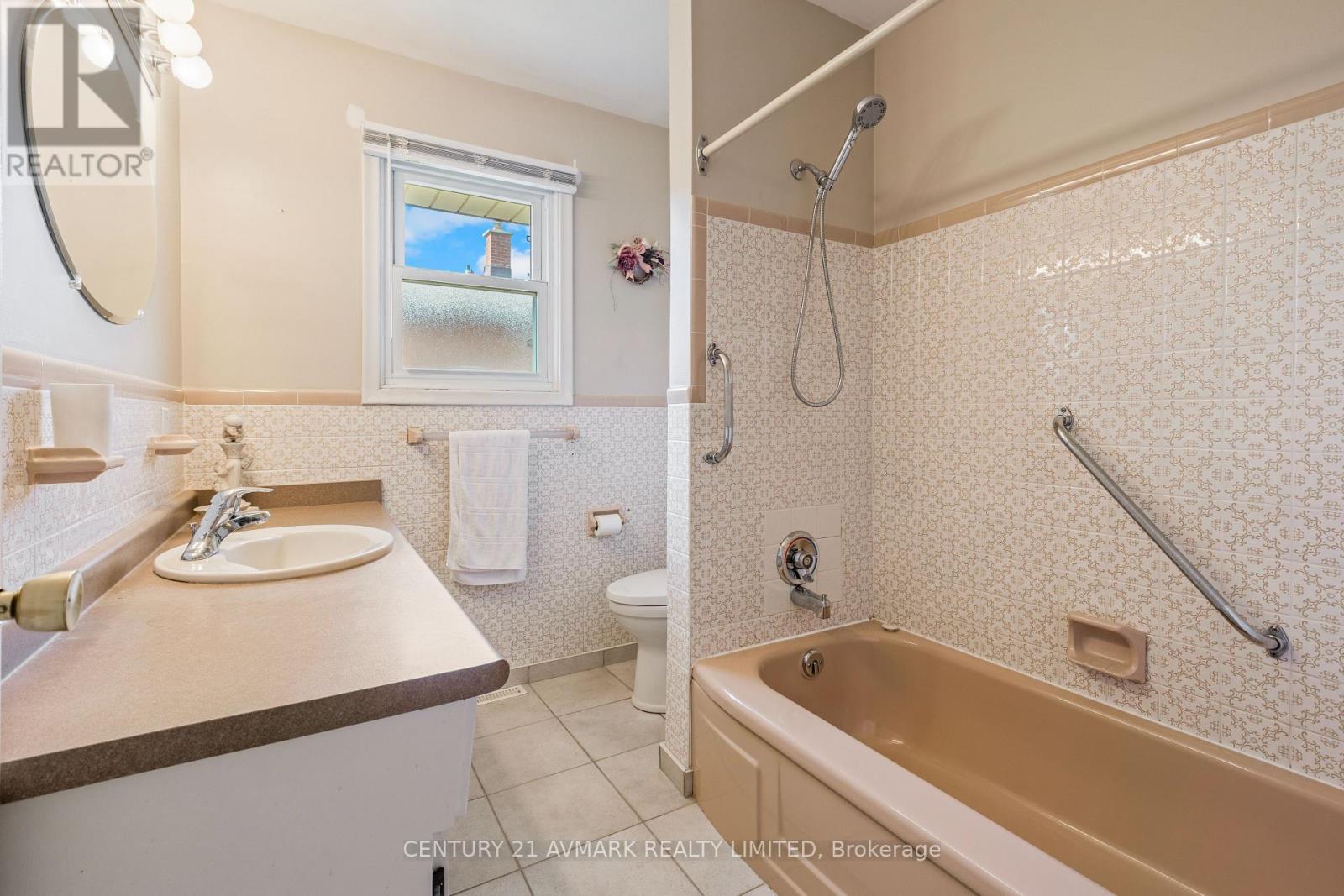 54 Classic Avenue, Welland, Ontario  L3B 1P5 - Photo 20 - X13699220