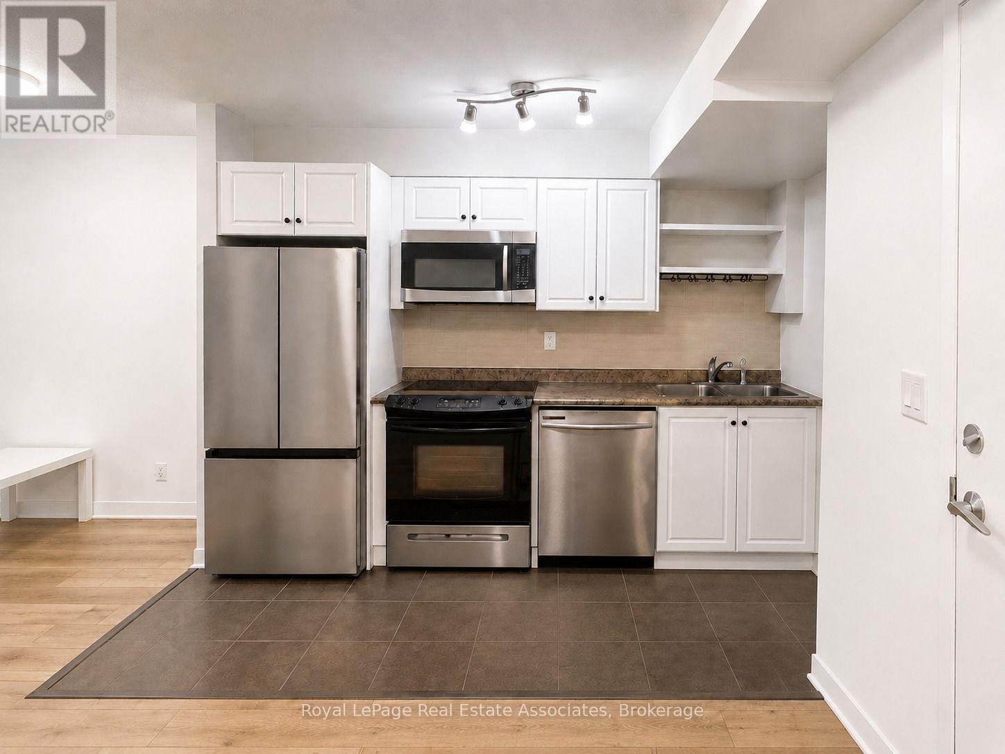 311 - 600 Fleet Street, Toronto, Ontario  M5V 1B7 - Photo 2 - C13699208