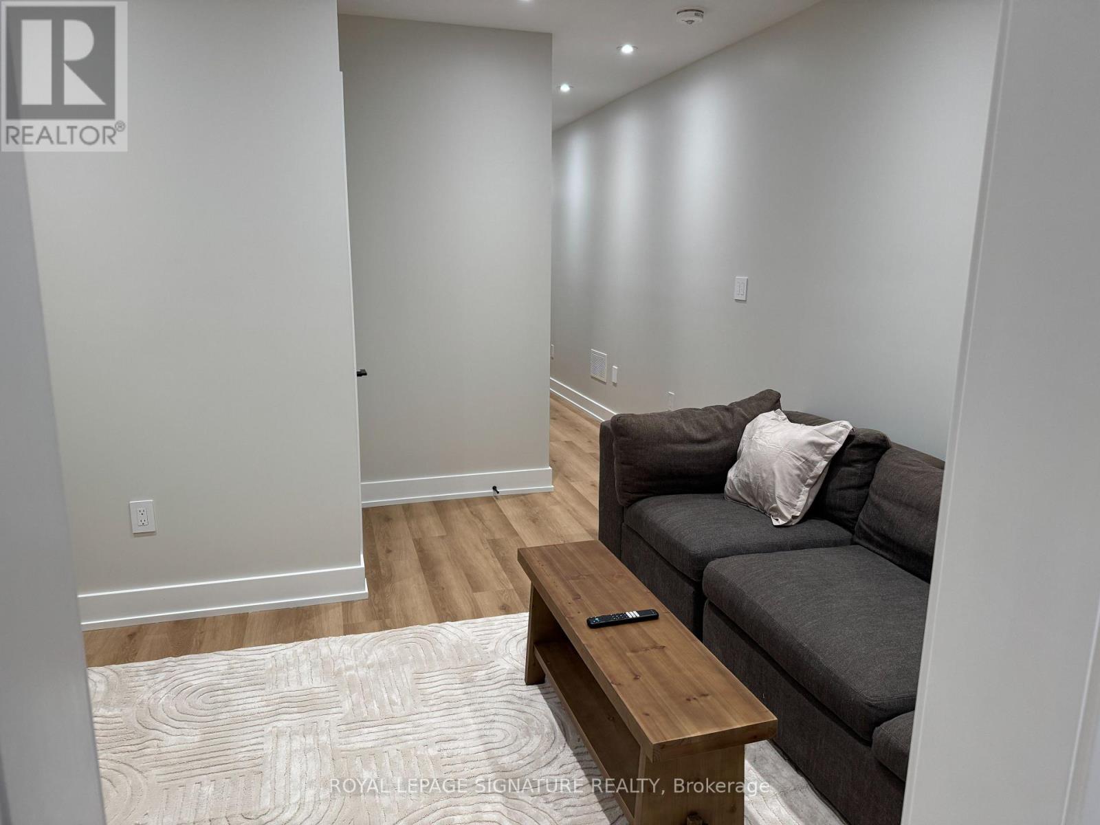 Bsmt - 11 Norcross Road, Toronto, Ontario  M3H 2R3 - Photo 9 - C13699214