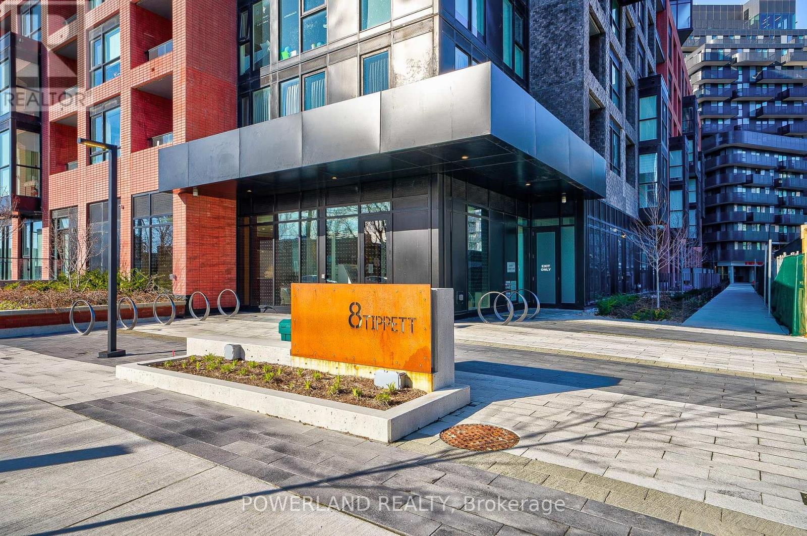 522 - 8 Tippett Road, Toronto, Ontario  M3H 0E7 - Photo 2 - C13699216