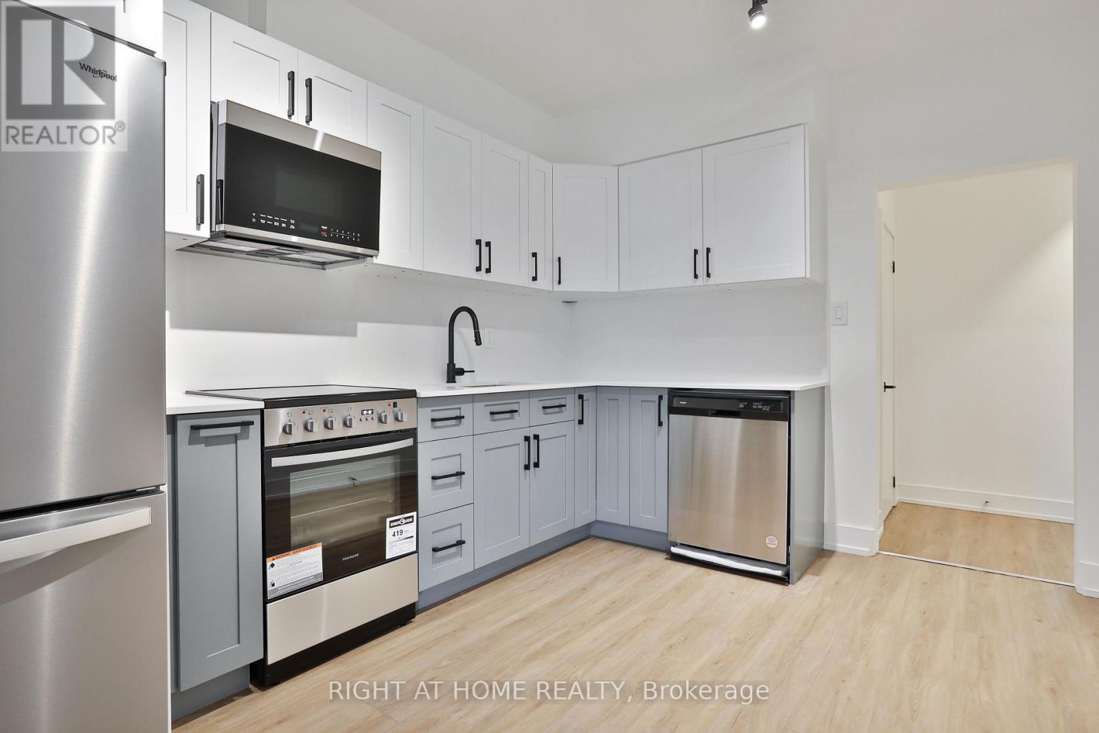 3f - 552 College Street, Toronto, Ontario M6G 1B1 - Photo 3 - C13699246