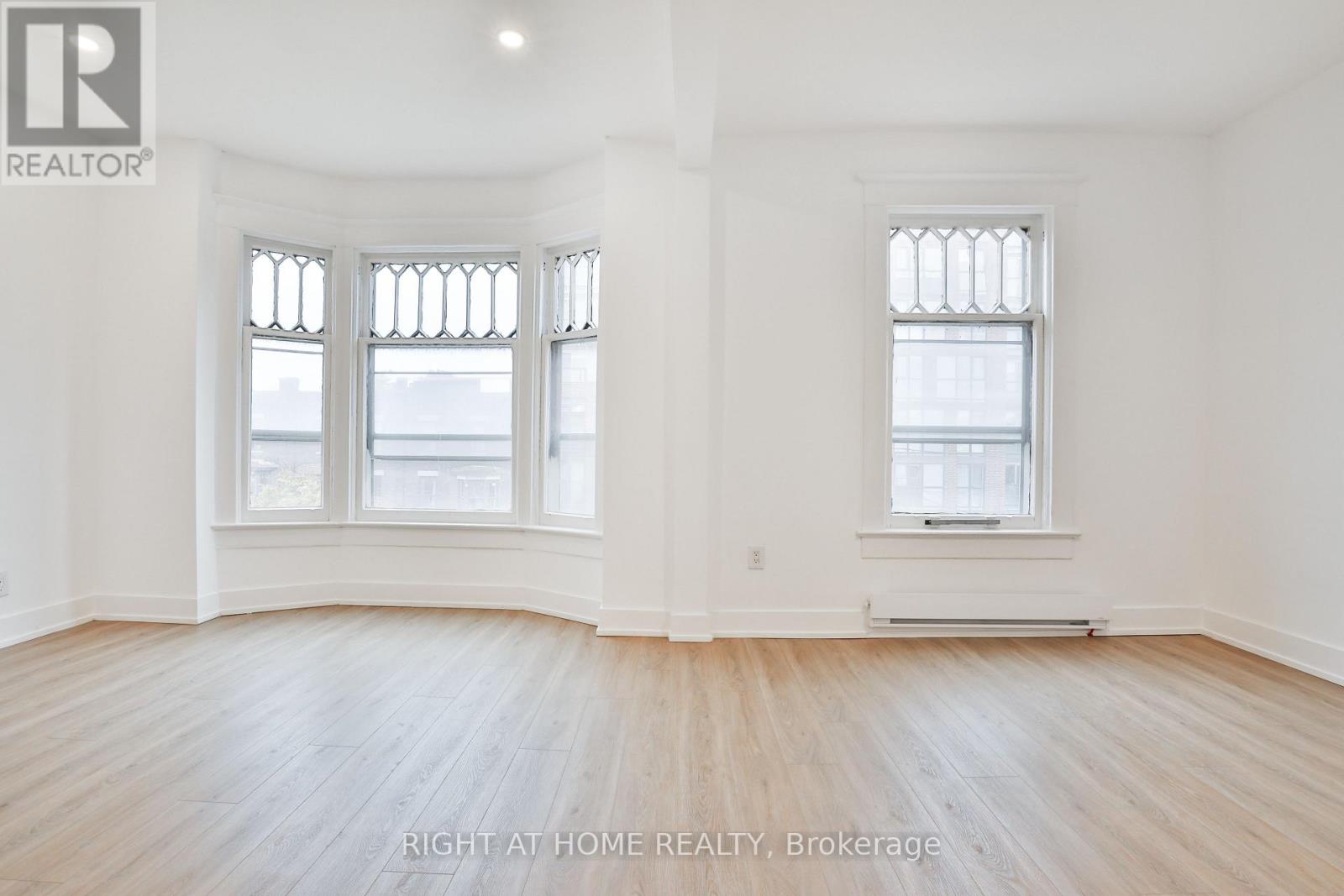 3f - 552 College Street, Toronto, Ontario M6G 1B1 - Photo 5 - C13699246
